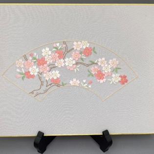 桜【地紙に桜】サムネイル1